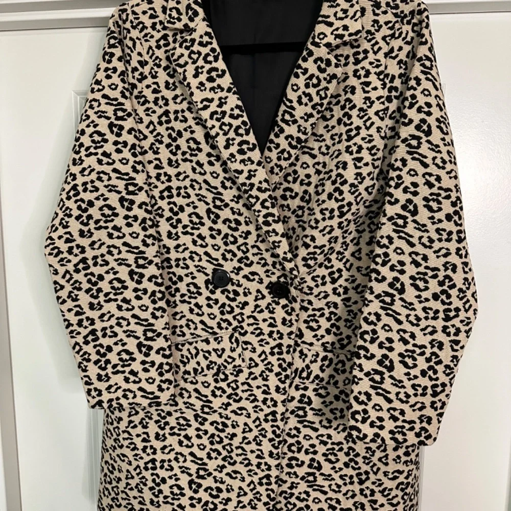 Jacket - Picture 2 of 2